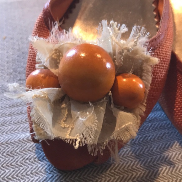 Luvshoe’s size 38 - Picture 2 of 5